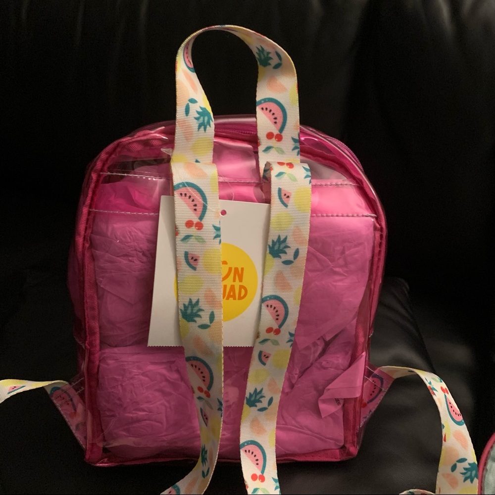 Backpack - Picture 3 of 4